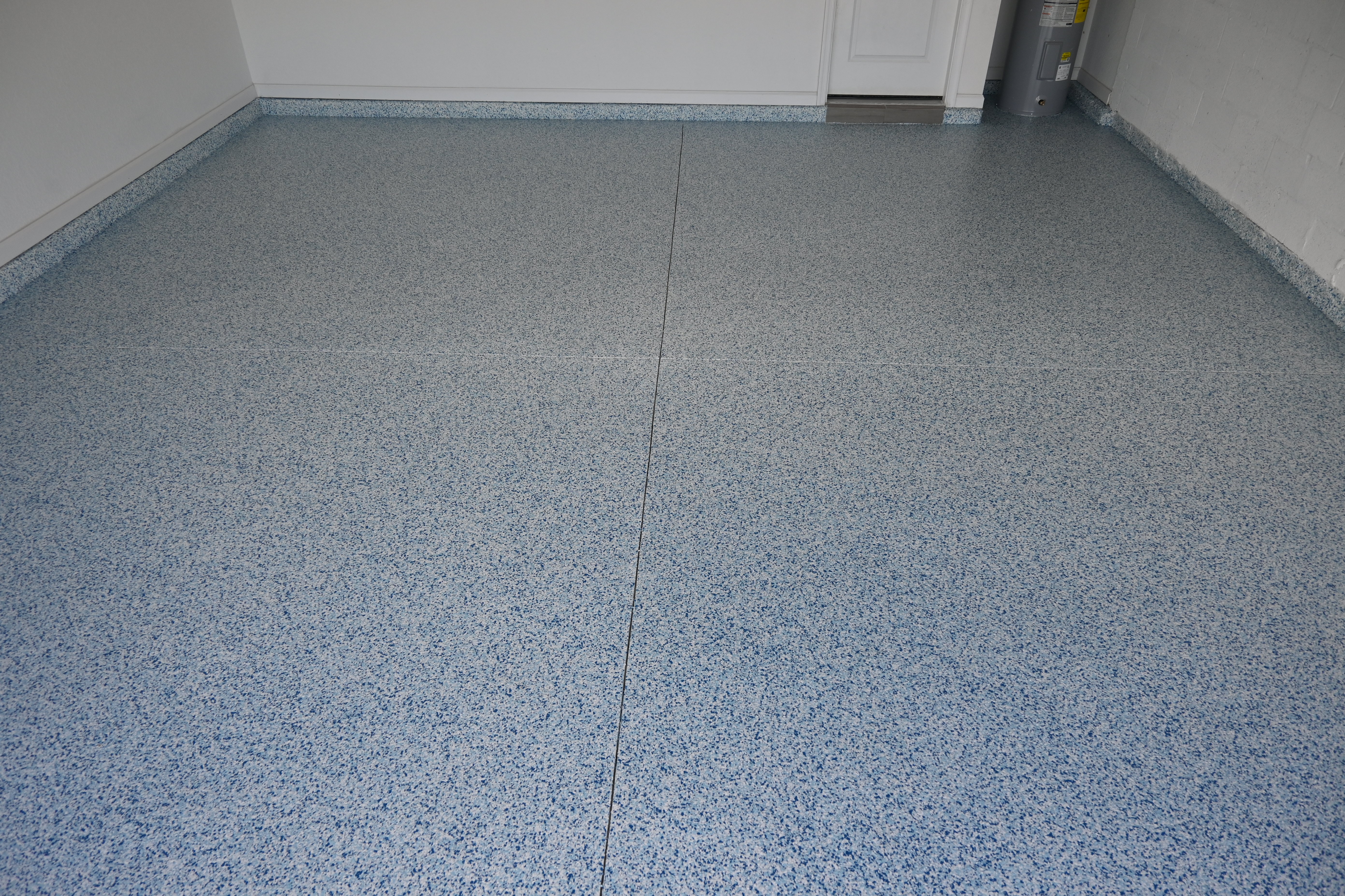 Decorative flake floor